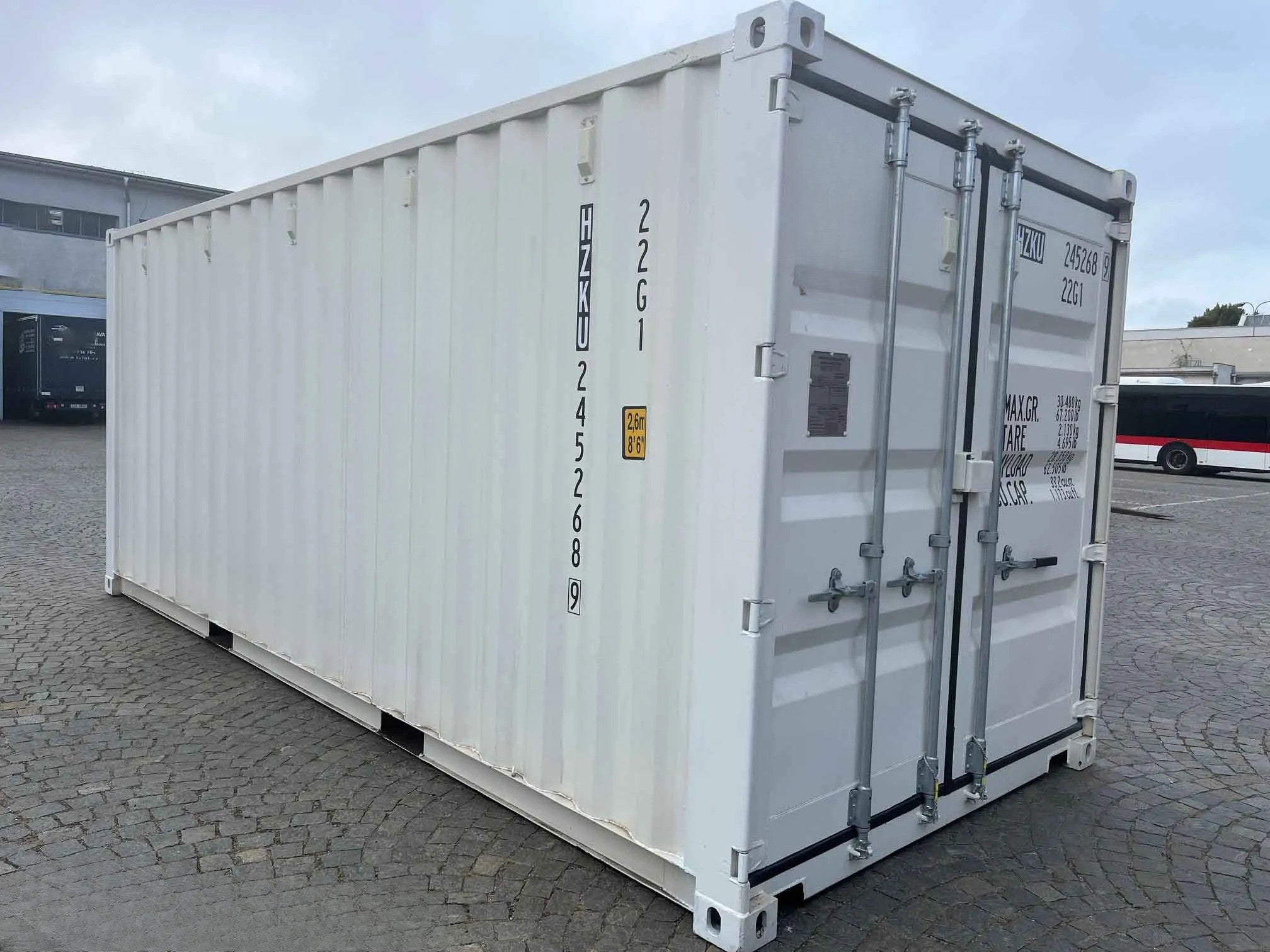 Contenedor marítimo de 20 pies en color blanco RAL 9010 con persiana lateral manual – HZKU 245 268-9